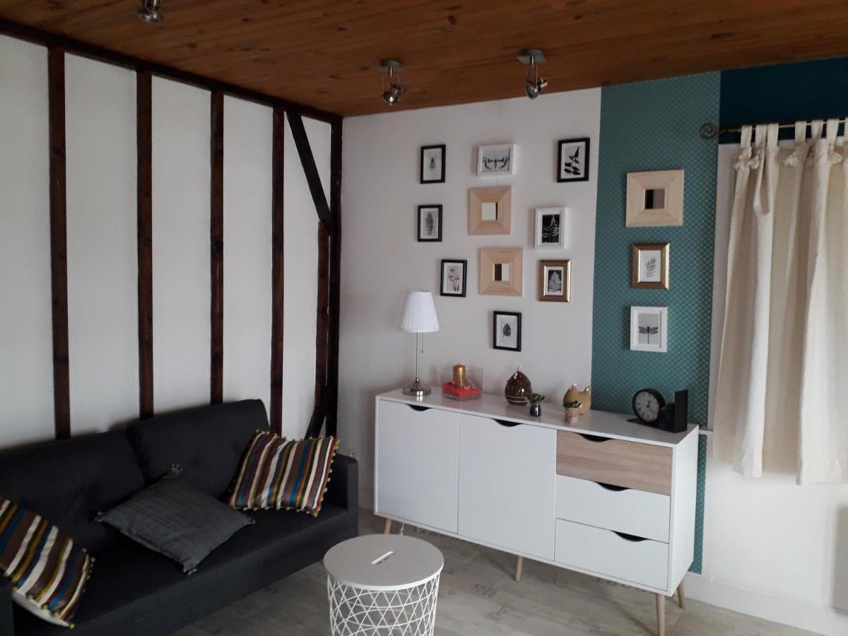 Chalet Le Logis Des Autre Vireux-Wallerand Экстерьер фото